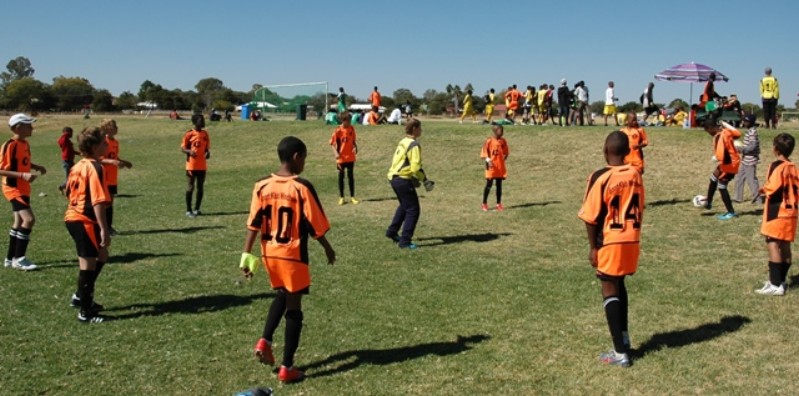 OtjiYouth2010SKWu13warmup.JPG